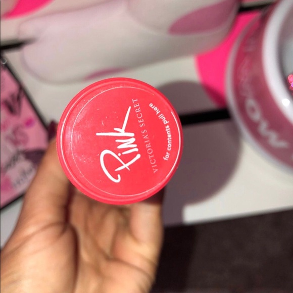 Victoria’s Secret Pink Rare Luminous Powder Brush